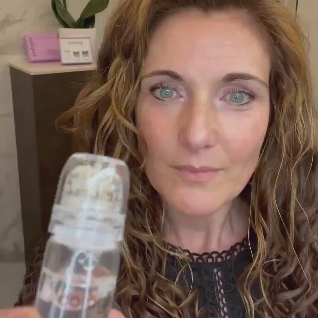 Sistema di microinfusione multi-peptidica  e adenosina per la caduta dei capelli